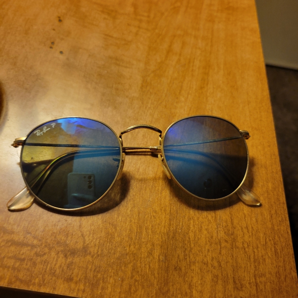 Ray Ban Polarized round frame